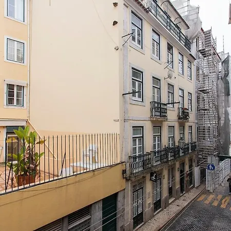 Ginjinha House - 4 - Bairro Alto - With Ac By Lisbeyond Pensionat Lisboa